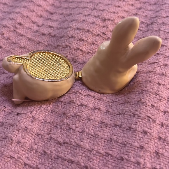 Bunny Box - Picture 3 of 3